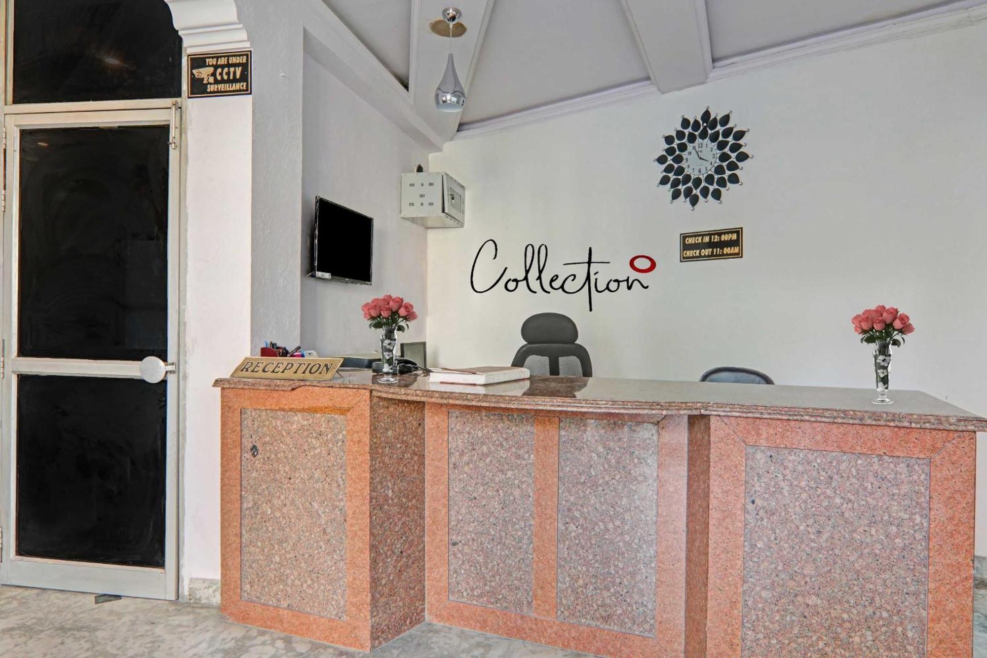 ホテル Collection O Premier Near Hazratganj ラクナウ エクステリア 写真